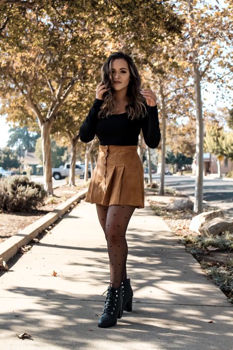 A cute fall and autumn long sleeve, camel skirt, boot combo! #fallfashion #autumnfashion #falllooks #fall #winterfashion #fashion Fall Skirt Outfits, Skirt Outfit Fall, Engagement Photos Outfits Fall, Engagement Photo Outfits Fall, Fall Skirt, Skirt Outfits Fall, Engagement Photos Outfits, Cute Skirt Outfits, Brown Skirt