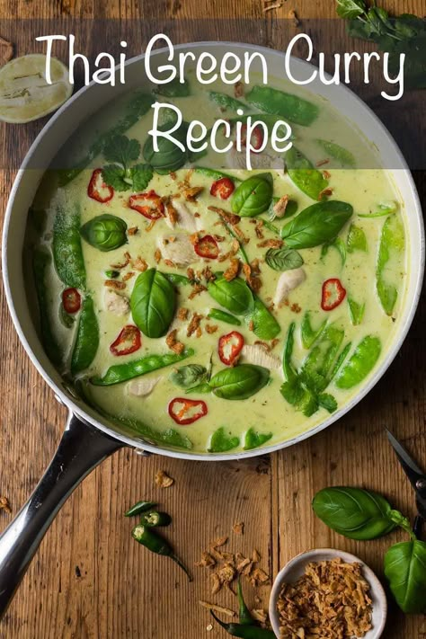 Thai Green Curry Vegetables, Thai Green Curry Sauce Recipe, Green Thai Soup Recipes, Thai Green Curry Chicken Easy, Green Curry Vegetables, Thai Green Curry Sauce, Best Green Curry Recipe, Vegetable Green Curry Recipes, Thai Chicken Curry Recipe Easy