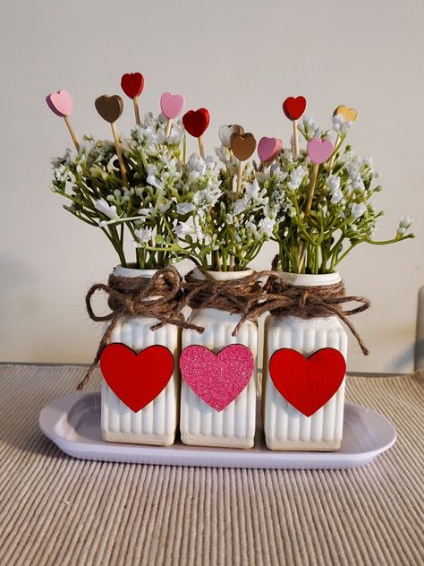 Valentine’s Diy Crafts, Vintage Valentine Crafts Diy, Valentines Day Centerpieces Diy, Valentine Crafts For Adults Diy, Dollar Tree Valentine Crafts, Dollar Tree Valentines Diy Ideas, Valentines Crafts For Adults, Valentine Crafts For Adults, Valentine Decorating Ideas