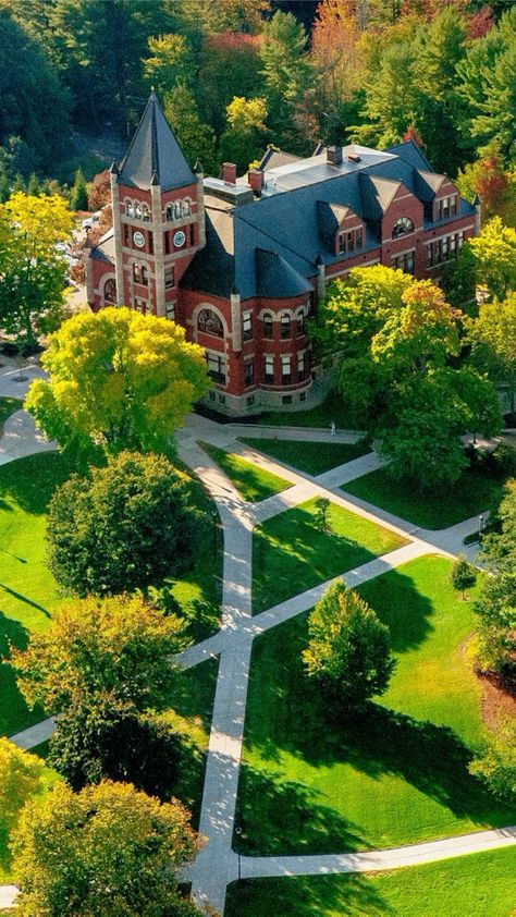 The 50 most allergy-friendly colleges! Our guide features the most allergy friendly colleges reviewed by Spokin app users. Just in time for college touring, the Spokin app has reviews for hundreds of colleges. Congrats to the number 1 rated Cornell University and if you have a school that you are attending or recently graduated from, please share your experience on the Spokin app. Ivy University, Cornell College, University Guide, College Vision Board, College Architecture, College Tour, Future School, Dream College, Cornell University