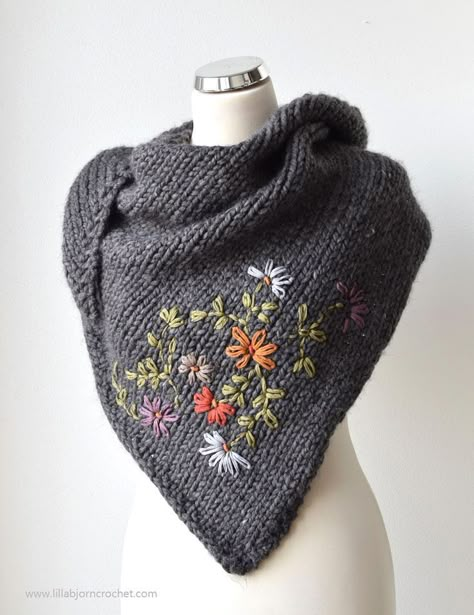 Teresa Kogut, Knitted Shawl, Shawl Knitting Patterns, Crochet World, 자수 디자인, Knit Stitch, Knitted Shawls, Knitting And Crocheting, Filet Crochet