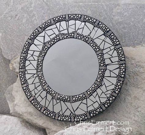 Mosaic Mirror Frame, Mirror Home Decor, Smoked Mirror, Round Mosaic, Mirror Crafts, Pewter Jewelry, Mosaic Madness, Mosaic Tile Art, Mirror Round