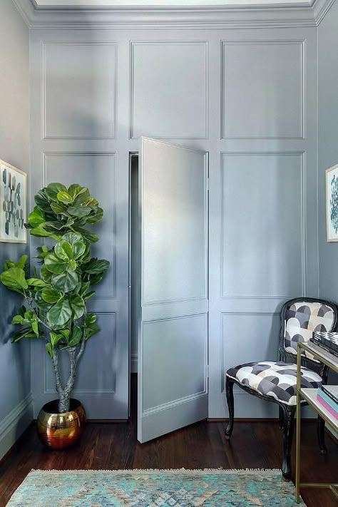 Home library features a gray hidden jib door. Jib Door, Dold Dörr, In Home Library, Hidden Doors In Walls, Hidden Closet, Door Aesthetic, Hallway Walls, Hidden Rooms, Secret Door