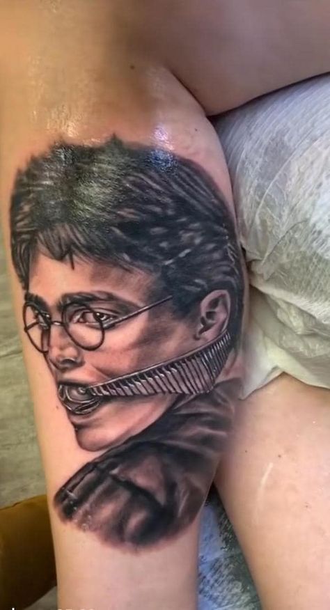 30 Hilariously Bad Tattoos That Will Make You Glad They Aren’t on You Terrible Tattoos, Tattoo Themes, Tattoo Fails, Bad Tattoos, Funny Tattoos, Bad Decisions, Epic Fails, All Tattoos, You Funny