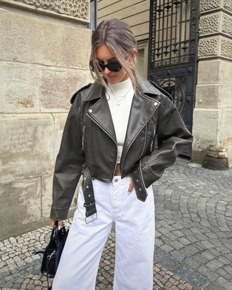 Zara Biker Jacket Outfit, Short Leather Jacket Outfit, Zara Leather Jacket Outfit, Zara Jacket Outfit, Green Leather Jacket Outfit, Zara Biker Jacket, Biker Jacket Outfit, Zara Leather Jacket, Mode Zara