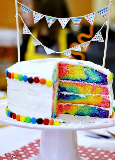 Rainbow Swirl Cake, Marble Party, Kids Cupcakes, Rainbow Cake Recipe, Tie Dye Birthday, Simple Decorations, Swirl Cake, Paper Bunting, Hi Sugarplum