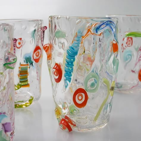 Funky Glassware, Kiln Formed Glass, Table Setting Decor, Craft Room Organization, Glass Ceramic, Drinking Glasses, Objects Design, Bead Designs, Glass Cup