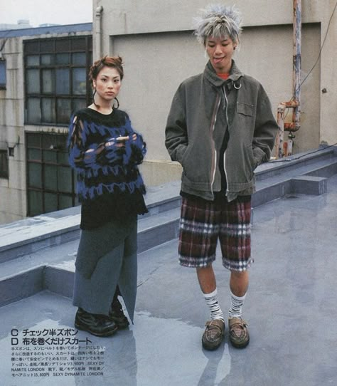 2000s Japanese Fashion, Fruits Magazine, Japanese Street Style, 일본 패션, Fashion Collage, Japanese Street, Japanese Street Fashion, Mode Inspo, J Fashion