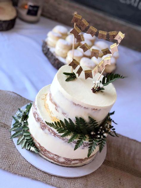 Australiana Party, Rustic Baby Shower Cake, Healthy Baking Alternatives, Sugar Free Pastries, Gumnut Baby, Three Tiered Cake, Birth Cakes, Gumnut Babies, Nature Cake