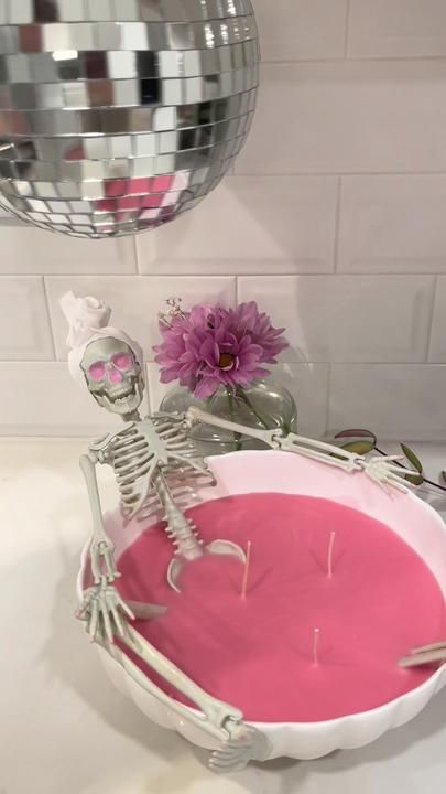 Skeleton Bath Candle, Candle Tiktok, Skeleton Fairies, Bubble Bath Candles, Candles Bathtub, Bath Candle, Homemade Candle Recipes, Candle Recipes, Camp Birthday