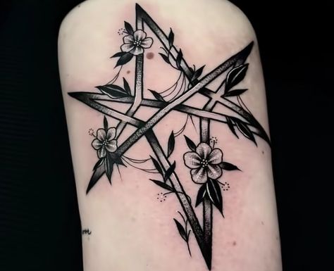 Bring Me The Horizon Tattoo, Horizon Tattoo, Bmth Tattoo, Goth Tattoos, Ink Therapy, Goth Tattoo, Tattoos Inspiration, Metal Tattoo, B Tattoo