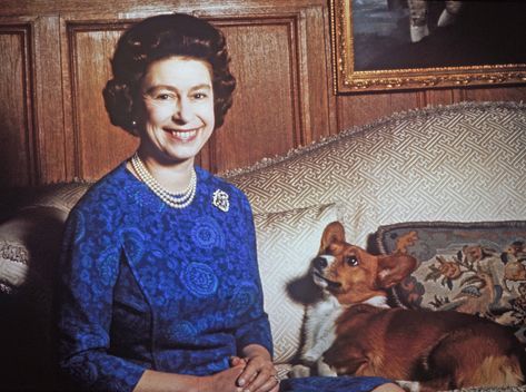 Queen Elizabeth Corgi, Prinses Margaret, Prins Philip, Welsh Corgi Pembroke, Corgi Breeds, Rainha Elizabeth Ii, Reine Elizabeth Ii, Reine Elizabeth, Queen Love