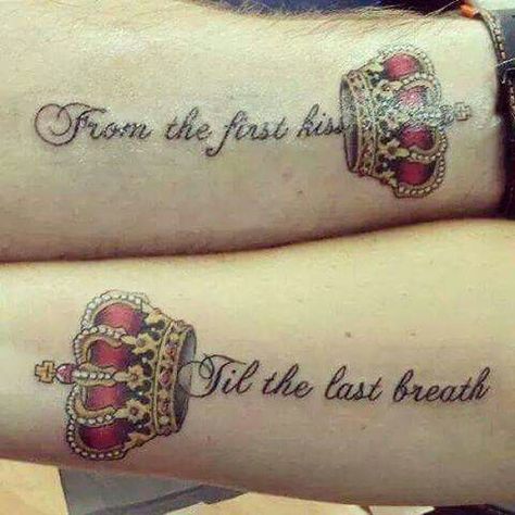 Love this so much Best Couples Tattoo, Couples Tats, Matching Couples Tattoos, King And Queen Tattoo, Partner Tattoo, Couples Tattoo Ideas, Couple Tats, Queen Tattoos, Married Couple Tattoos