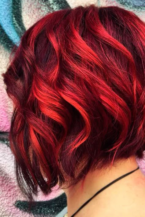 Are you sick and tired of a day-to-day simple short red hair? Check out our collection to see trendy ways to upgrade it at LoveHairStyles.com. Red Hair Fringe, Bright Red Hair Dye, Red Hair Day, Short Red Hair, Dyed Red Hair, Dark Red Hair, Bright Red Hair, Trendy Hair Color, Short Hair Color