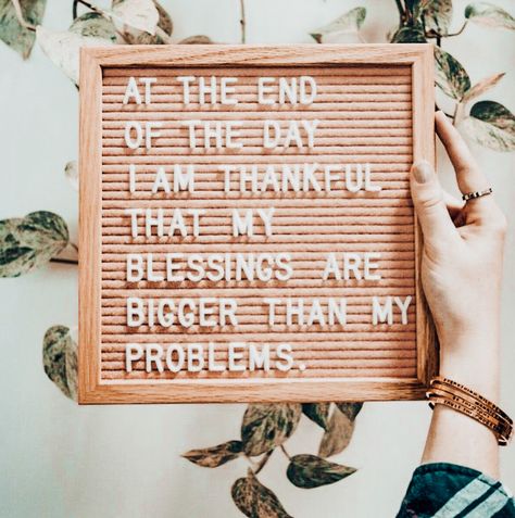 Letterboard Signs, Message Board Quotes, Thanksgiving Messages, Daily Inspirational Quotes, Felt Letter Board, Word Board, Board Quotes, Quotes About Life, Happy Thoughts