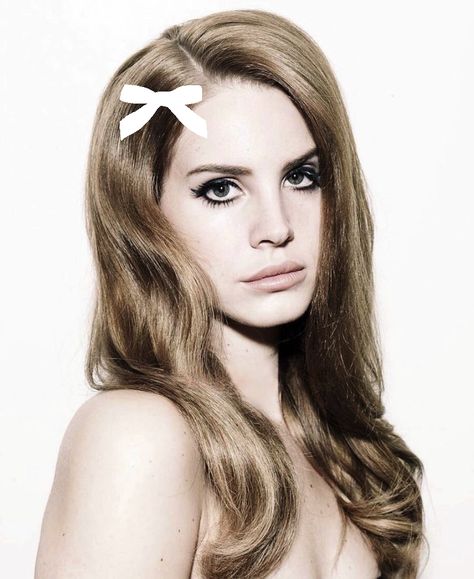 lana del rey coquette Lana Del Rey Coquette, Lana Del Rey Art, Lana Del Rey Love, Lana Del Rey Vinyl, Elizabeth Grant, I Love Winter, Lana Del Ray, Princess Girl, Blogger Girl