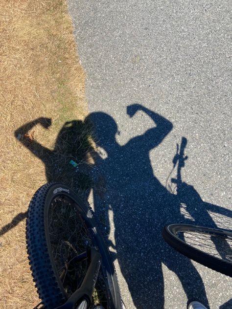 Go on a fun biking adventure and take pictures that capture the moments. Private and fun couples pic. Mtb Couple, Biking Date, Bike Date, Couples Pic, Future Relationship, Bike Couple, Night Ideas, Fun Couple, Take Pictures