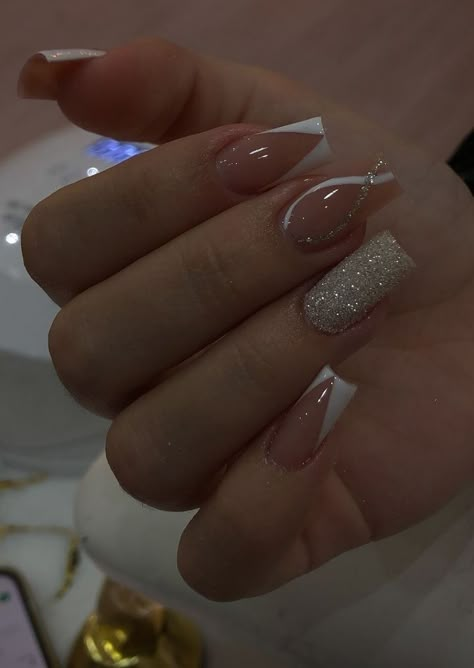 Nail Inspo Designs, Nails Charms, Unghie Sfumate, Graduation Nails, Formal Nails, Girly Acrylic Nails, Basic Nails, Acrylic Nails Coffin Short, Hot Nails