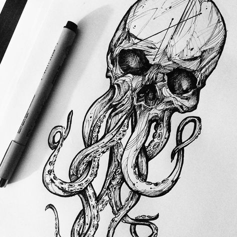 Tentacle Tattoo, Tattoo Crane, Cthulhu Tattoo, Kraken Tattoo, Sketch Style Tattoos, Wicked Tattoos, Skull Art Drawing, Tattoo Signs, Creepy Tattoos