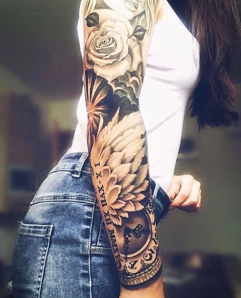 Beautiful tattoo sleeve Mangas Tattoo, Body Sculpture, Tattoos Men, Roses Tattoo, Inspiration Tattoos, Floral Tattoo Sleeve, Geniale Tattoos, Trendy Tattoo, Full Sleeve Tattoos