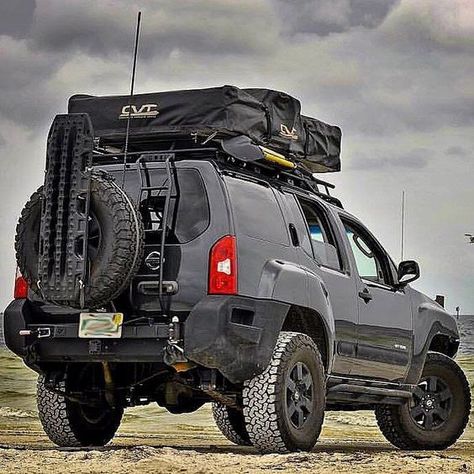 Nissan Xterra Offroad Trucks 4x4, Kayak Transport, Nissan 4x4, Suv Camper, Kayak Trailer, Nissan Trucks, Bug Out Vehicle, Pajero Sport, Overland Vehicles