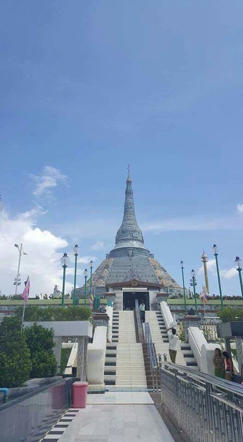 KyaukSein pagoda at Mandalay,Myanmar Mandalay Pagoda, Monywa, Mandalay Myanmar, Buddha Artwork, Myanmar Traditional, Mandalay, My Photo Gallery, Mobile Legends, Myanmar