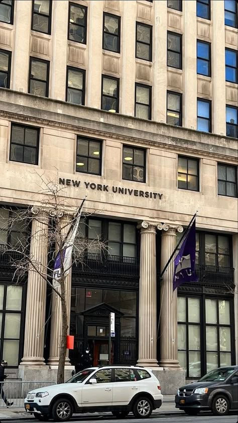 Nyu Campus, College Vision Board, Usa University, Nyc Baby, New York University, College Aesthetic, Dream College, Nyc Aesthetic, Dream School