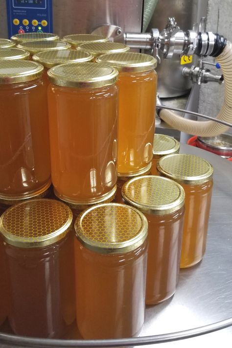 One thing that makes everything better...honey! 🍯🍯 #rawhoney #cleaneating #ontariohoney #unpasteurizedhoney Honey Favors, Creamed Honey, Spicy Honey, Natural Soaps, Different Seasons, Honey Bees, Raw Honey, Storage Room, Fine Wine