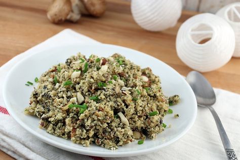 Okay, okay, before you get angry and say that wild rice isn’t keto – we’re definitely not using wild rice in this recipe. We’re using shelled hemp heart seeds to mimic this taste and texture, and boy does it do a good job. I grabbed these hemp seeds when I first heard about them and … Popper Casserole, Keto Rice, Wild Rice Recipe, Chicken Jalapeno, Keto Mushrooms, Wild Rice Pilaf, Wild Rice Recipes, Rice Pilaf Recipe, Pilaf Recipes