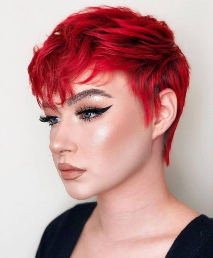 Red Pixie Haircut, Red Hair Looks, Short Red Hair, Bright Red Hair, Pixie Haircut For Thick Hair, Super Short Hair, Short Pixie Haircuts, Red Hair Color, Short Hair With Bangs