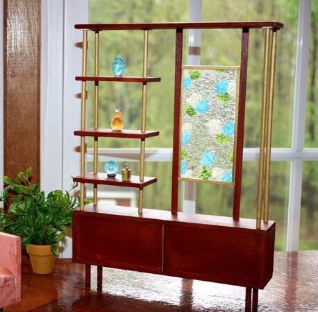 Mid-century room dividing display shelf. Bedroom Room Divider, Mcm Room, Ceilings Ideas, Room Dividing, Mid Century Room Divider, Pallet Room, Macrame Room Divider, Room Divider Headboard, Mid Century Room