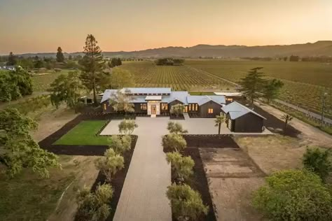 Napa Ca, Tranquil Retreat, Dream House Exterior, House Goals, Alam Yang Indah, Napa Valley, Barn House, Luxury Real Estate, Farm Life