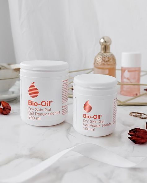 Bio-Oil Dry Skin Gel Review: Results After 14 Days | YesMissy Bio Oil Before And After Face, Bio Oil Benefits, Bio Oil Before And After, Pinterest Shop, Skin Care Routine 30s, Oil For Dry Skin, Skin Gel, Bio Oil, Beach Ideas