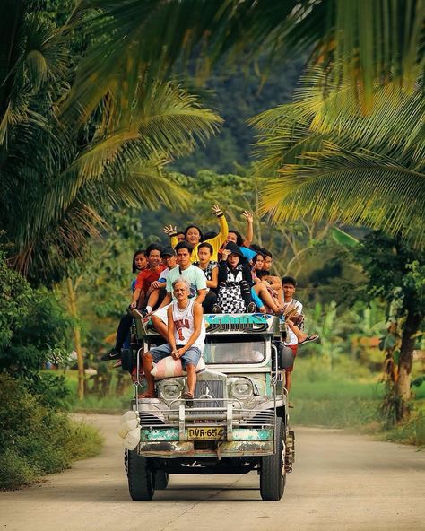 Filipino Story, Jeep Philippines, Jeepney Art, Kulturang Pilipino, Filipino Jeepney, Jeepney Philippines, Philippine Jeepney, Indigenous Media, Pinoy Culture