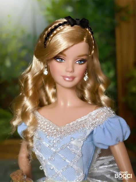 Barbie Coquette, Alice Alice In Wonderland, Old Barbie Dolls, Alice In Wonderland Doll, Custom Barbie, Disney Princess Dolls, Barbie Outfits, Siluete Umane, Glamour Dolls