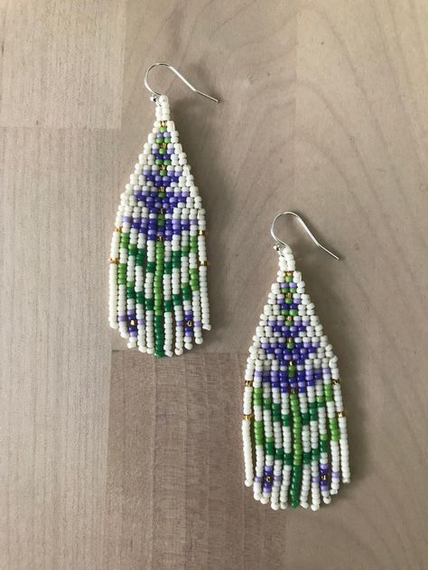 Mountain Fringe Earrings, Mini Beaded Fringe Earrings, Fringe Beaded Earrings, Loom Designs, Earring Inspo, Fringe Earring, Seed Bead Jewelry Patterns, Stitch Earrings, Earrings Tutorial