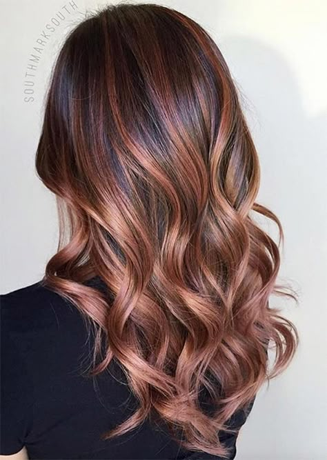 Rose Brown Hair Trend: 23 Magical Rose Brown Hair Colors to Try - Glowsly #lightbrownhair #brownhairbalayage Rose Brown Hair, Brown Hair Trends, Brunette Ombre, Gold Hair Colors, Hair Color Rose Gold, Brunette Balayage, Balayage Blonde, Brown Balayage, Winter Hair Color