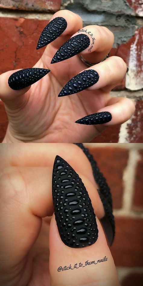 Ongles Goth, Long Black Nails, Nailart Tutorial, Nail Art Halloween, Holloween Nails, Matte Nail Art, Witchy Nails, Gothic Nails, Black Nail Art