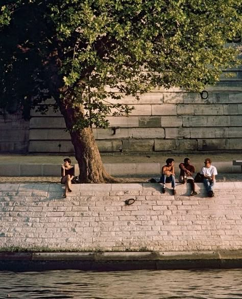 People Being People, Paris Life, Paris Summer, A Quiet Life, People Watching, Quiet Life, Cinematic Photography, Oui Oui, Instagram Summer