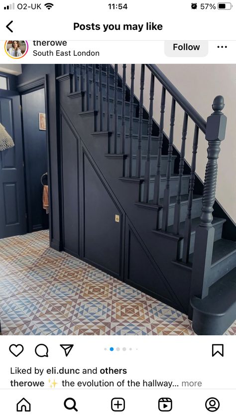 Gallery Wall Stairs, Dark Staircase, Stairs And Hallway Ideas, Hallway Colours, Stair Gallery, Tiled Hallway, Vintage Kitchens, Tile Stairs, Hallway Designs