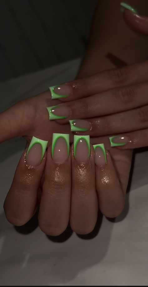 Green On Green French Tip Nails, Short Almond Nail Inspo 2024, Short Sage Green French Tip Nails, Short Simple French Tip Nails, Green Neon Nails Ideas, Princess Tiana Nails Short, Medium Nail Art, Emerald Short Nails, Green Nail Inspired