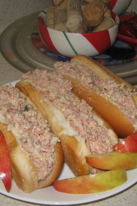 Bologna Sandwich Spread, Bologna Sandwich Recipes, Bologna Salad, Deli Meat Recipes, Bologna Recipes, Bologna Sandwich, Sandwich Spread, Sweet Pickles, Recipe Boards