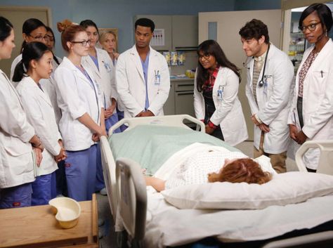 13 Things I Wish I Knew Before I Became an Ob-Gyn Nursing Hacks, Ob Nursing, Fly Girls, Becoming A Nurse, College Planning, Grey Anatomy Quotes, The Mindy Project, Becoming A Doctor, Future Doctor