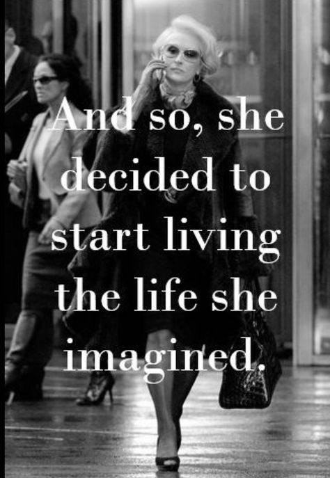 Everyday Inspirational Quotes, Wealthy Fashion, Quotes Business, Fear And Loathing, Devil Wears Prada, Start Living, Fashion Mistakes, Chic Fashion, Wise Quotes