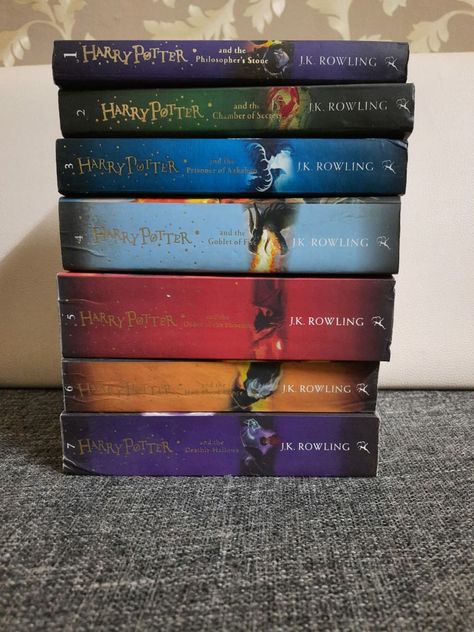 Harry Potter Series In Order, Harry Potter Books In Order, Harry Potter Book 1, Novel Harry Potter, The Philosophers Stone, Harry Potter Order, Nerdy Baby, Potter Wallpaper, The Chamber Of Secrets