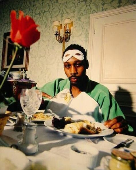 Happy Thanksgiving family. 🦃 Enjoy, and be safe. Rza Wu Tang, Wu Tang Clan Members, Old School Rappers, Wutang Clan, Fashion Collection Inspiration, U God, Ghostface Killah, The Slums, Soul Kitchen