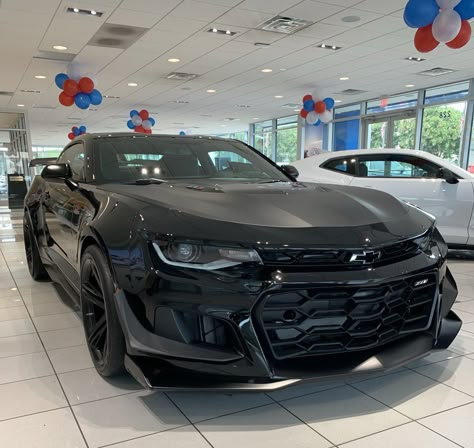 Camaro 2018, Alex Bowman, Chevy Camaro Zl1, Camaro Car, Chevrolet Camaro Zl1, Car Salesman, Car Goals, Camaro Zl1, Cool Sports Cars