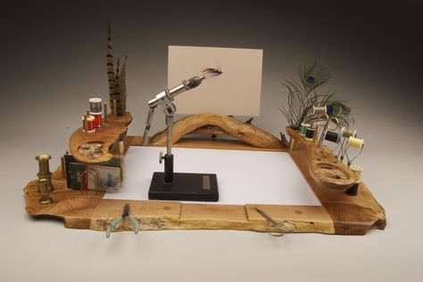 Table top fly tying station Fly Tying Station, Fishing Gear Organization, Fly Tying Supplies, Fly Tying Vises, Fly Tying Desk, Fly Tying Tools, Fishing Ideas, Steelhead Flies, Custom Rods