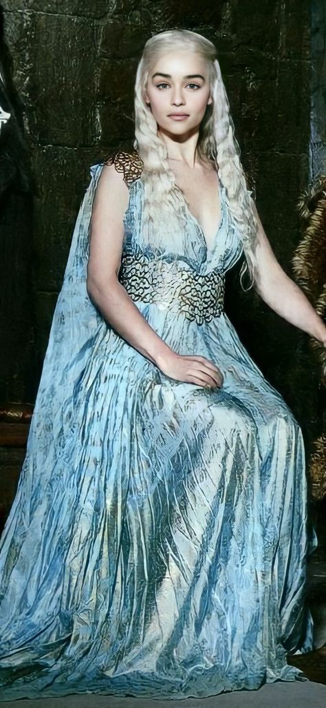 [ my filter ] Game Of Thrones Dresses, Daenerys Targaryen Dress, Daenerys Targaryen Costume, Game Of Thrones Dress, Game Of Thrones Outfits, Drape Gown, Got Costumes, For Couples, Game Of Thrones Costumes