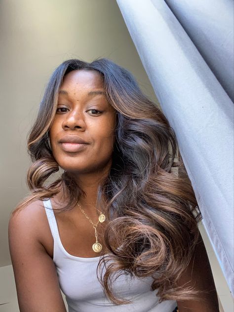 Ombre Hair Black Women, Dark Brown Highlights, Healing Era, Brown Highlights, Honey Brown, Brown Ombre, Sew In, Hair Black, Pretty Hair